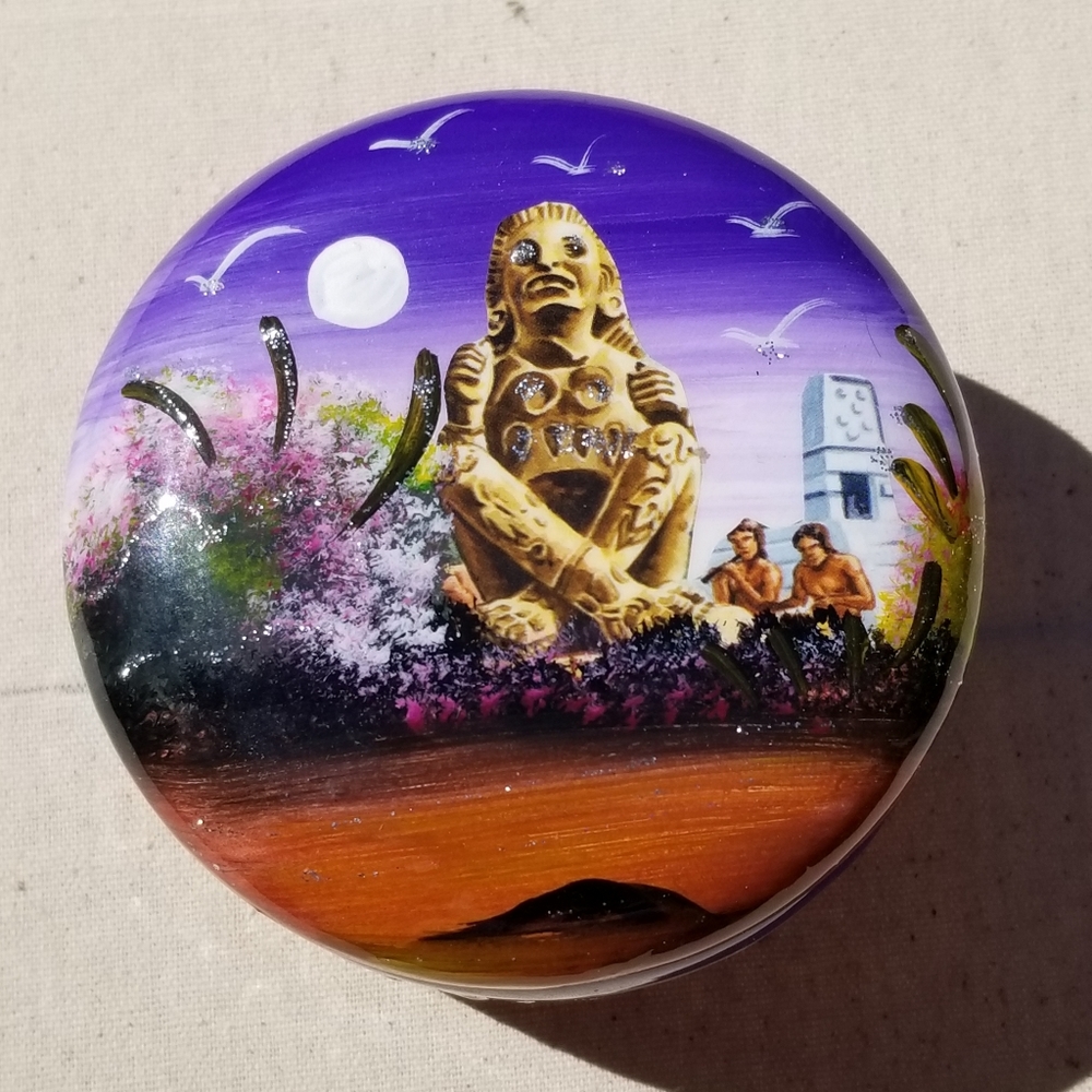 1125 NWT Rare Mexico Handpainted Aztec Pottery Box